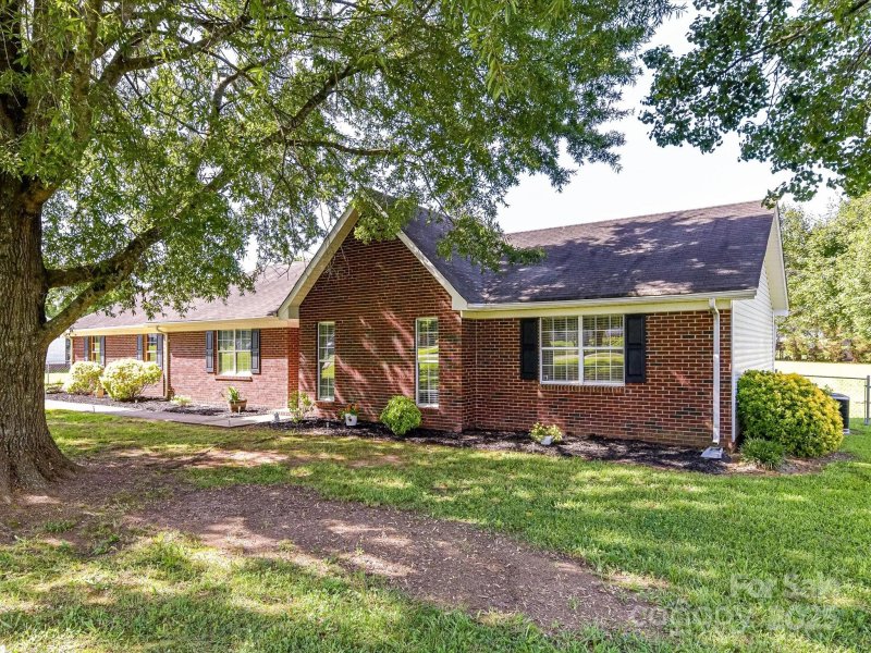 Property image 3 at 5105 Hampton Meadows Road, Monroe, NC 28110