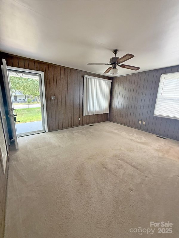 Property image 4 at 3412 1st Avenue Circle, Hickory, NC 28601