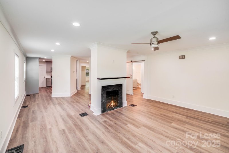 Property image 2 at 1101 Justice Avenue, Charlotte, NC 28206