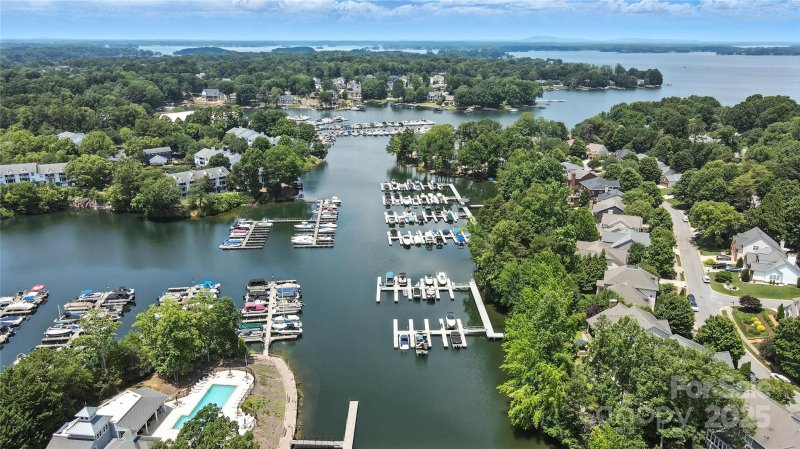 Property image 4 at 21319 Baltic Drive, Cornelius, NC 28031