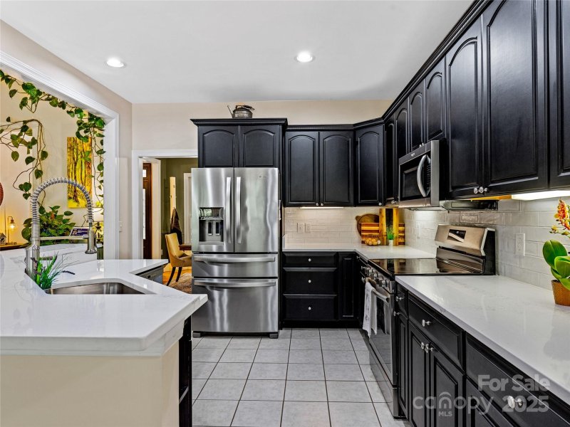 Property image 4 of 247 Big Raven Lane in Winfield Cove, Saluda, NC 28773