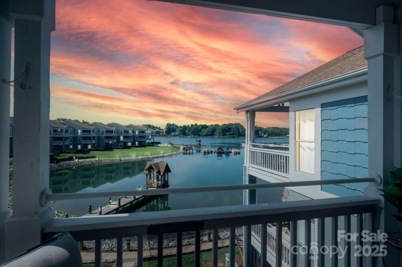 Property image 3 of 1018 Southwest Drive in Davidson Landing, Davidson, NC 28036