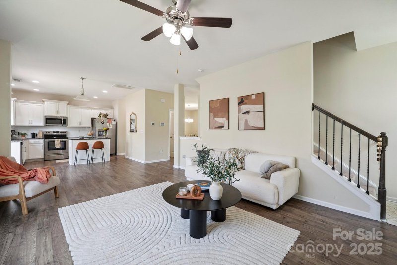 Property image 3 of 154 King William Drive in Kensington Village, Mooresville, NC 28115