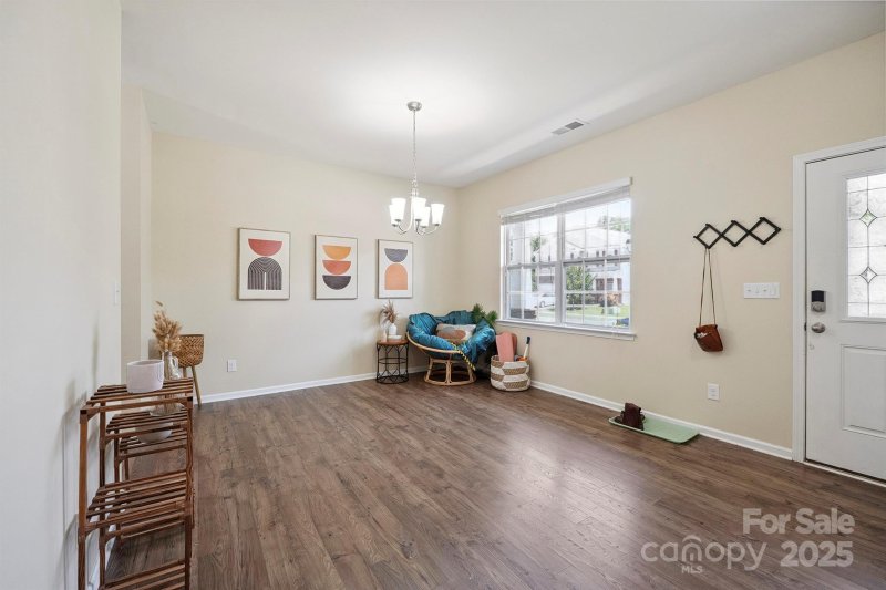 Property image 5 of 154 King William Drive in Kensington Village, Mooresville, NC 28115