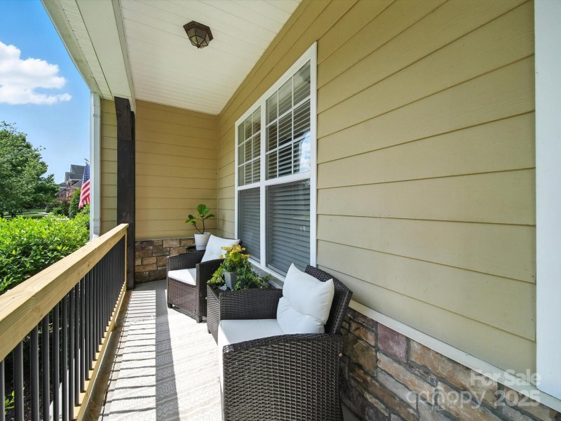 Property image 3 of 1808 Mill Chase Lane in Lawson, Waxhaw, NC 28173