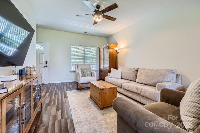 Property image 5 at 130 Ridge Bluff Road, Mooresville, NC 28115