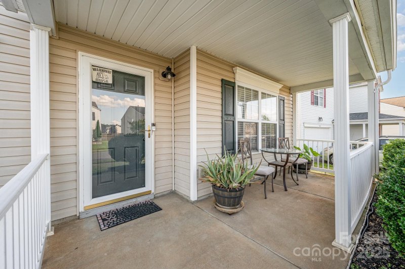 Property image 4 at 9822 Bayview Parkway, Charlotte, NC 28216