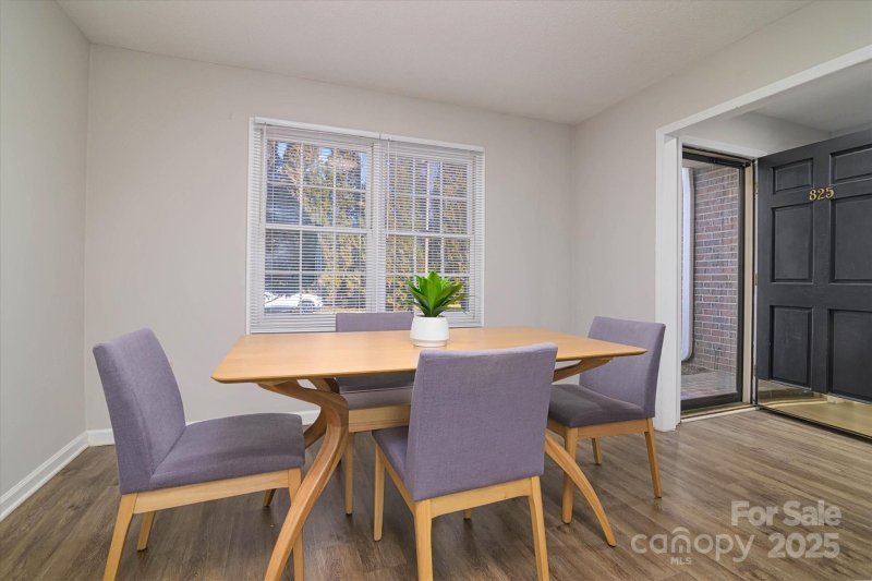 Property image 3 at 825 21st Avenue, Hickory, NC 28601