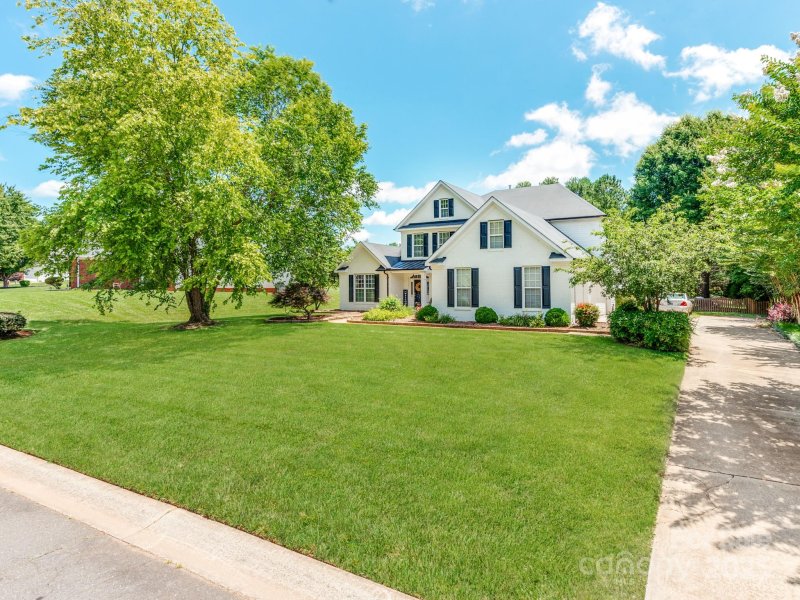 Property image 3 at 1605 Ambergate Drive, Waxhaw, NC 28173