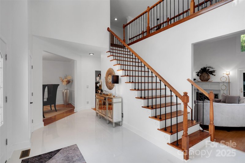 Property image 5 of 14901 Majestic Oak Drive in Royal Oaks, Charlotte, NC 28278