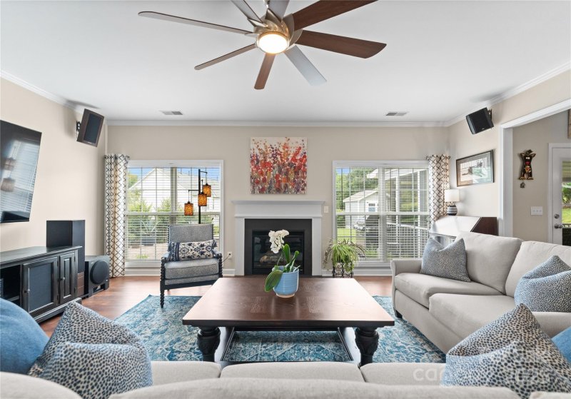 Property image 2 at 112 Steeplechase Avenue, Mooresville, NC 28117