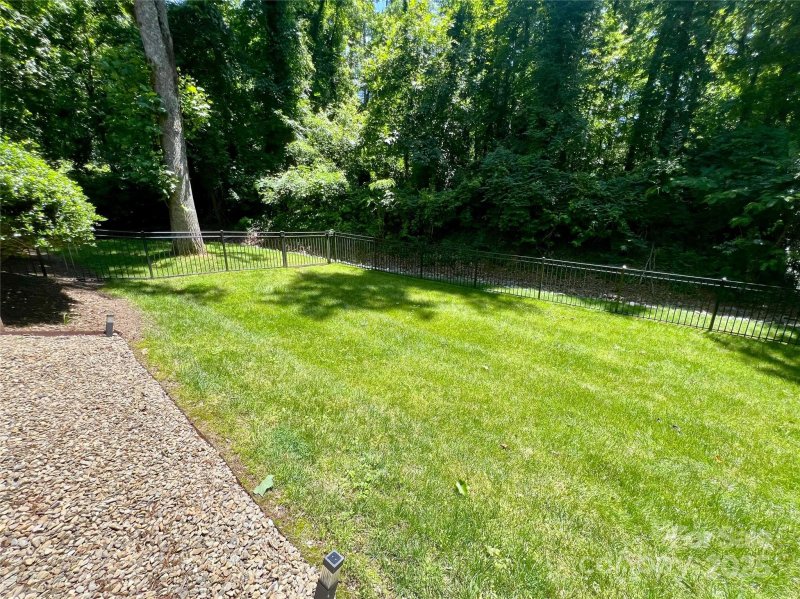 Property image 5 at 841 16th Avenue Lane, Hickory, NC 28601