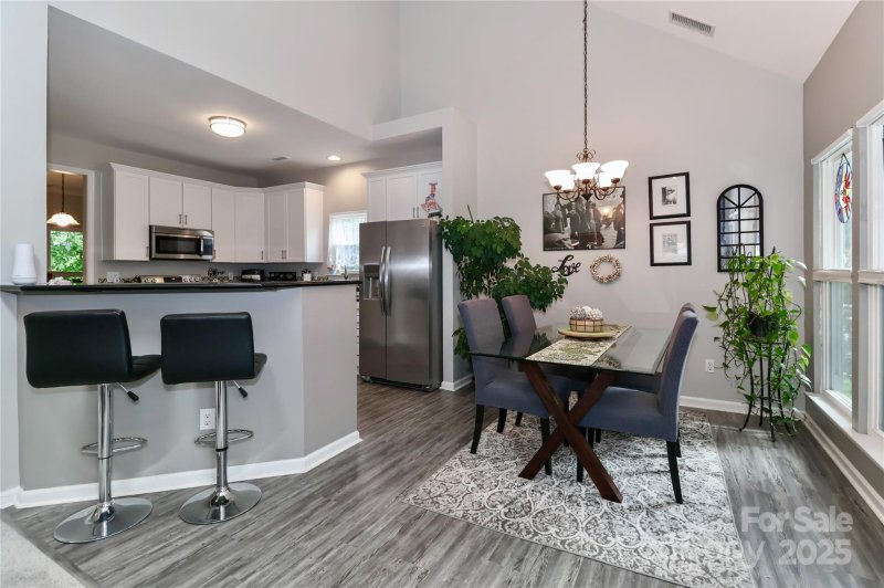 Property image 5 of 103 Pamlico Lane in Harbor Cove, Mooresville, NC 28117