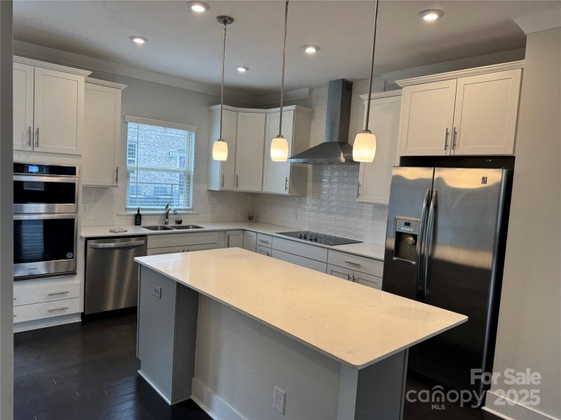 Property image 5 of 12115 Brooklyn Avenue in Central Point, Charlotte, NC 28204