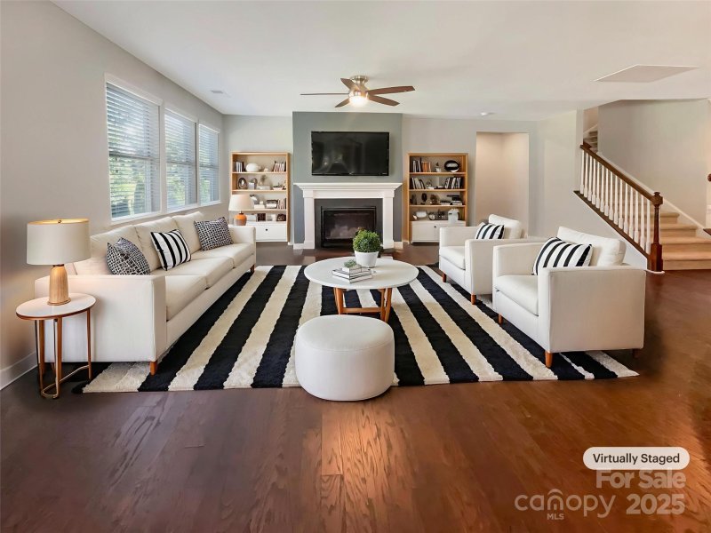 Property image 2 at 1332 Kings Grove Drive, York, SC 29745