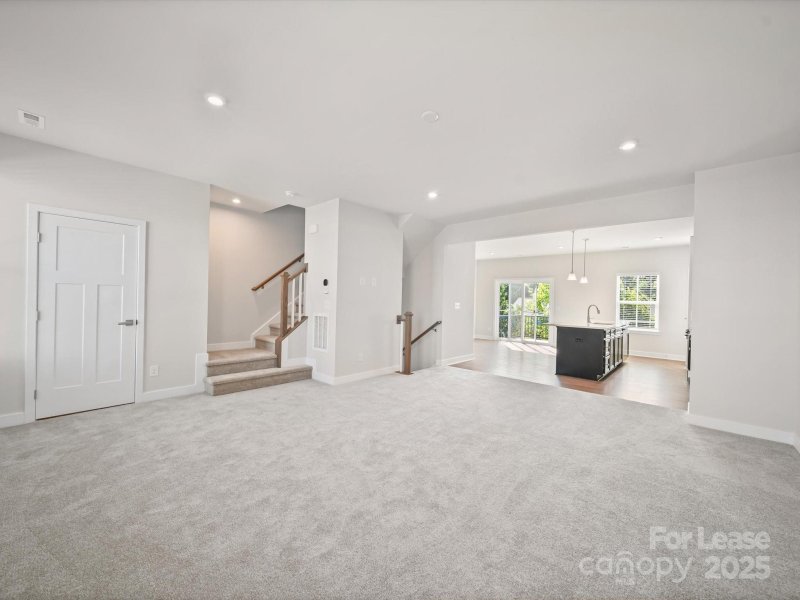 Property image 3 of 9922 Oaklawn Boulevard in OakLawn, Huntersville, NC 28078