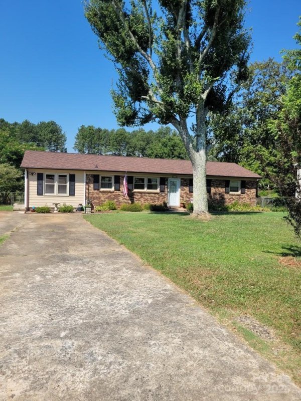 Oakley Park, Gastonia Community