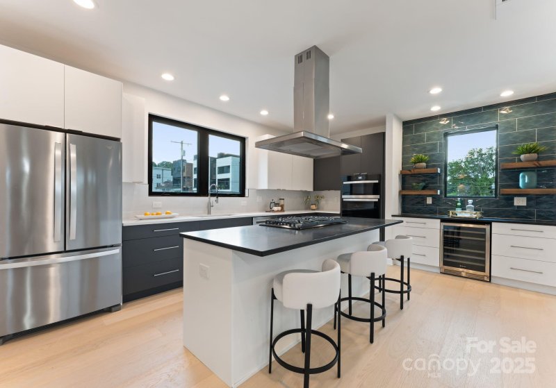 Property image 5 of 414 State Street in Seversville, Charlotte, NC 28208