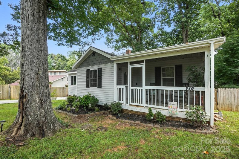 Property image 3 of 602 Unity Street in Whiteville Park, Fort Mill, SC 29715