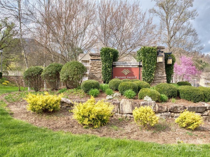 Property image 5 of 8 Freshwater Cove in Masters Landing, Maggie Valley, NC 28751