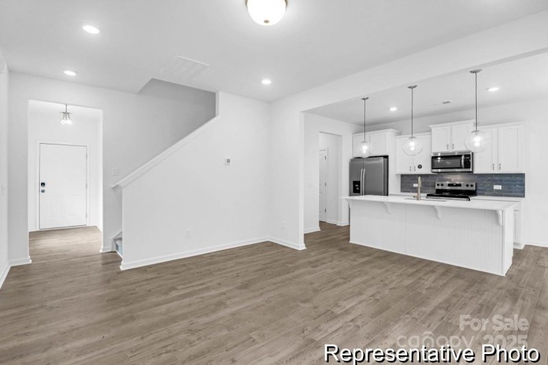 Property image 5 at 614 Wabash Avenue, Charlotte, NC 28208