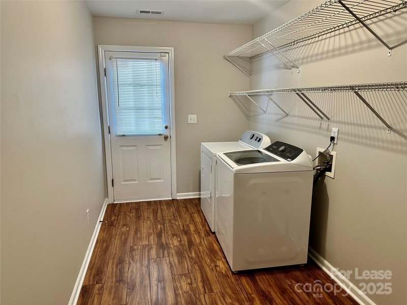 Property image 4 at 11561 Destin Lane, Charlotte, NC 28277