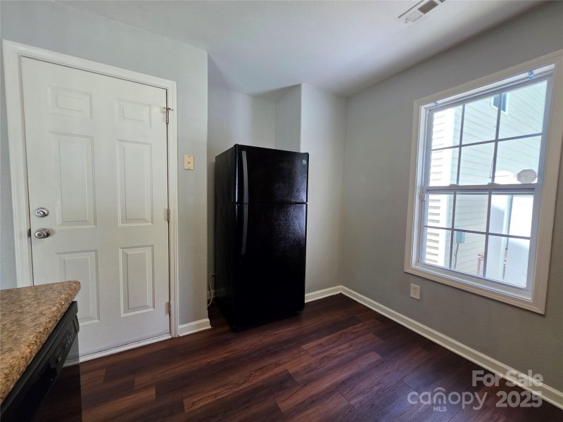 Property image 4 of 7315 Fig Lane in Kingstree, Charlotte, NC 28215