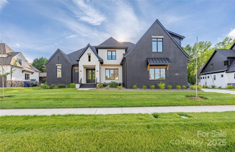 Belleterre, Huntersville Community