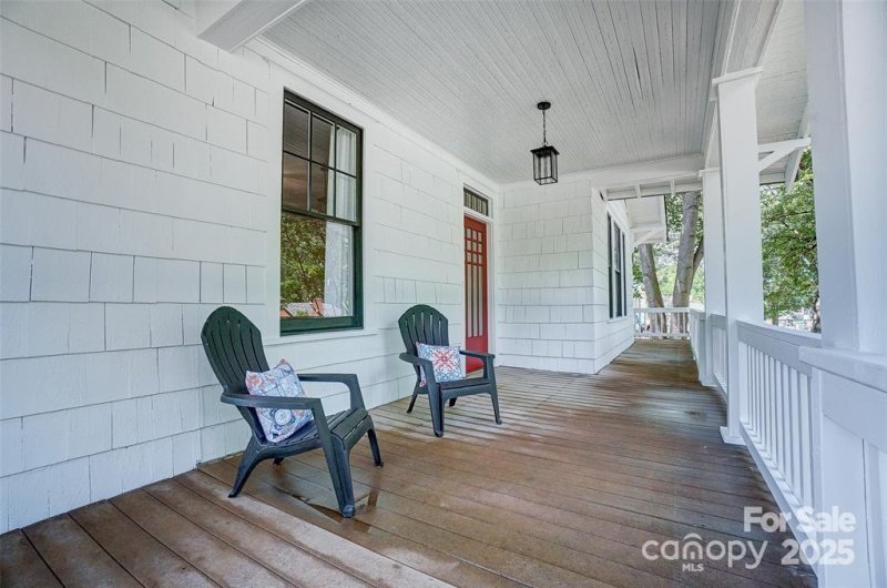 Property image 2 of 1217 S York Street in Brookwood, Gastonia, NC 28052