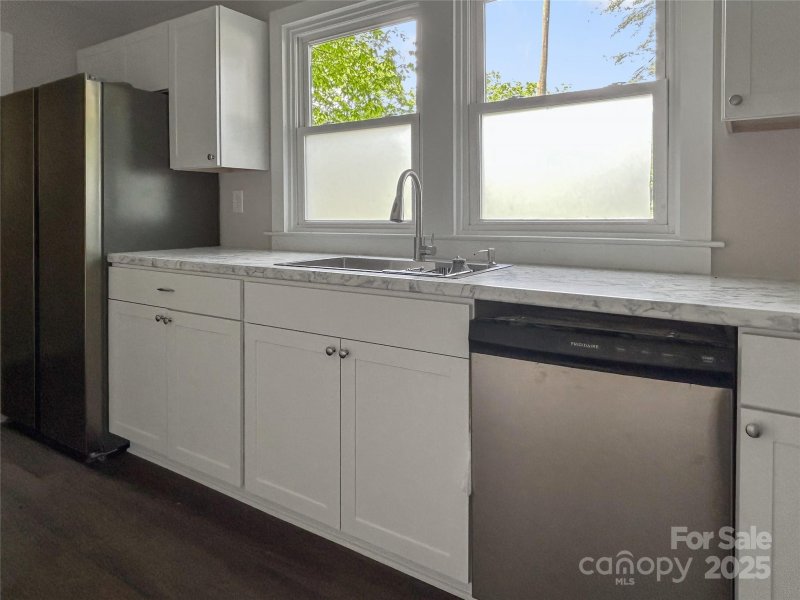 Property image 4 at 36 Graybark Court, Waynesville, NC 28786