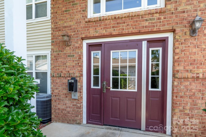 Property image 2 at 10614 Hill Point Court, Charlotte, NC 28262