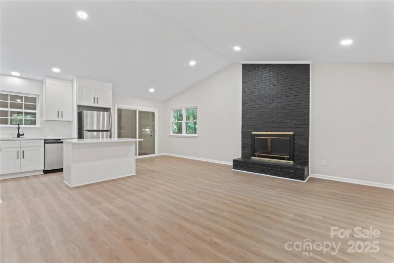 Property image 3 of 5534 Great Wagon Road in Alexander Place, Charlotte, NC 28215