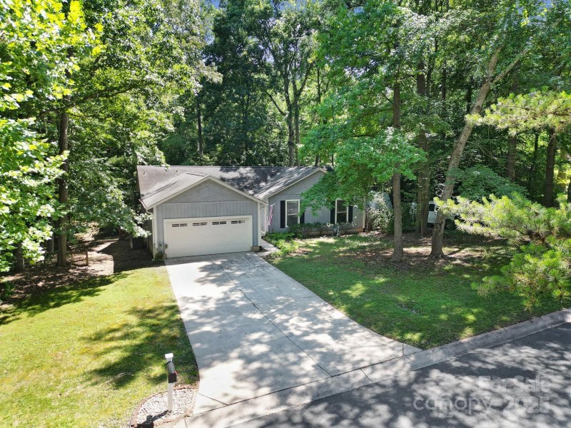 Property image 3 at 8416 Rittenhouse Circle, Charlotte, NC 28270