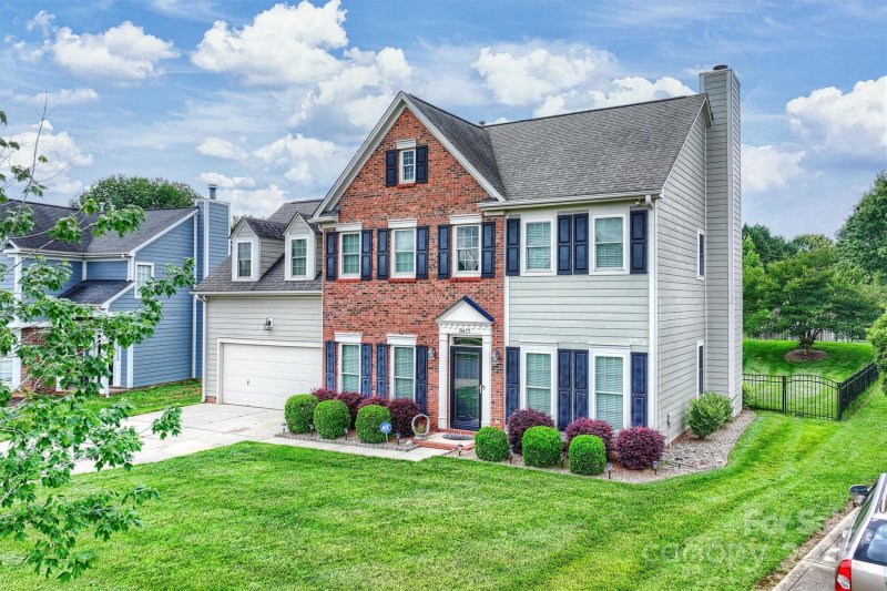 Property image 2 at 8417 Hirsch Drive, Charlotte, NC 28277