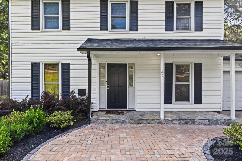 Property image 3 at 11401 Lone Star Circle, Charlotte, NC 28226