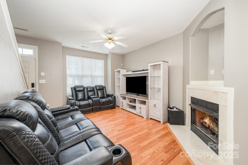 Property image 4 of 7518 Silver Arrow Drive in Kings Creek, Charlotte, NC 28273