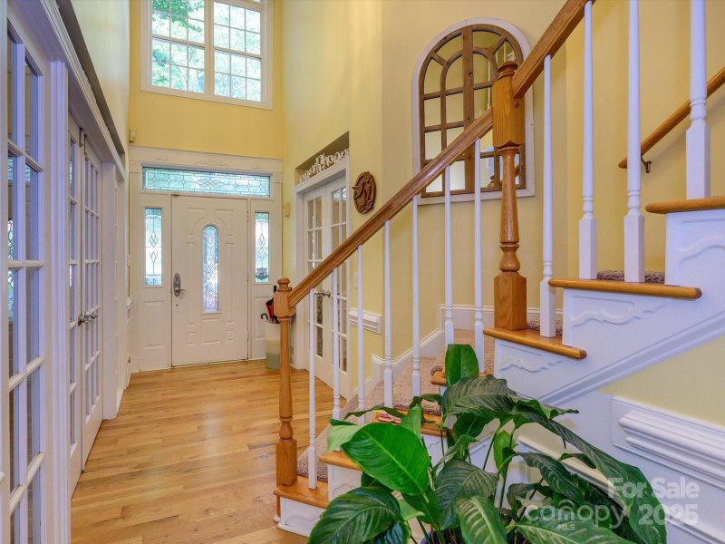 Property image 3 of 6311 Red Maple Drive in Orchid Hill, Charlotte, NC 28277