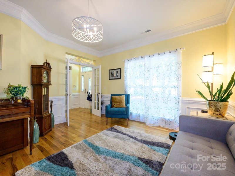 Property image 4 of 6311 Red Maple Drive in Orchid Hill, Charlotte, NC 28277