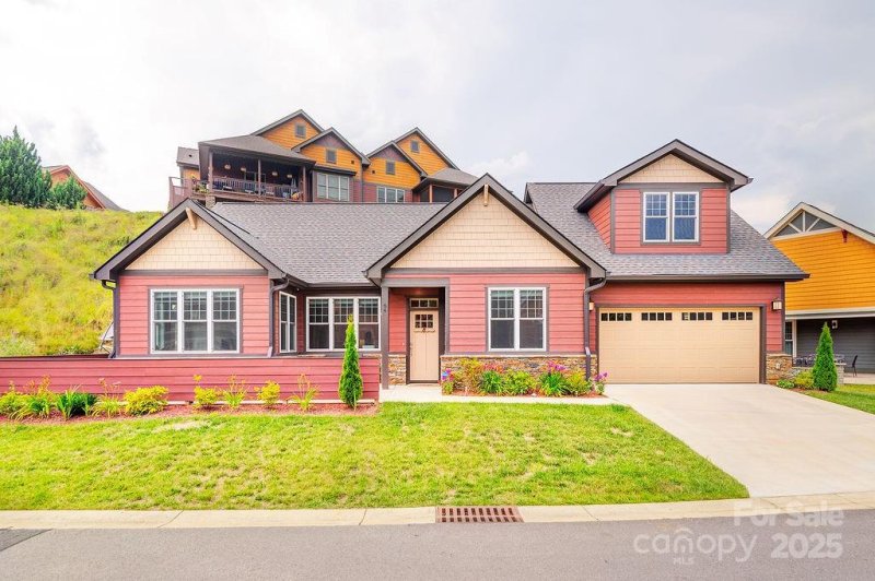 64 Creekside View Drive