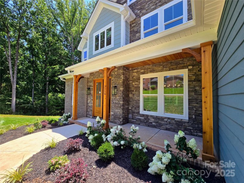 Property image 3 of 1250 Hunting Ridge Drive in Belwood, Belmont, NC 28012