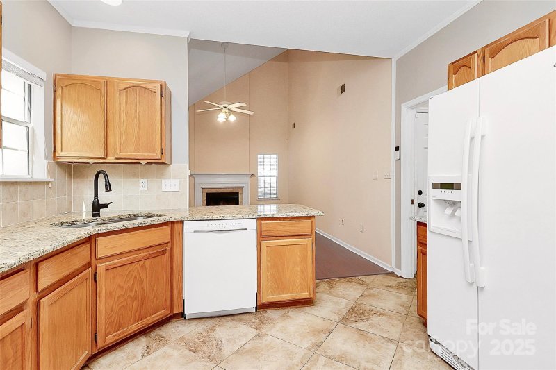 Property image 5 at 11305 Hunters Landing Drive, Charlotte, NC 28273