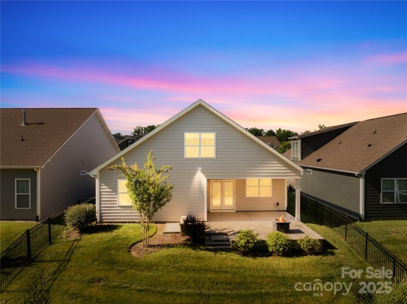 Property image 3 at 201 Hanks Bluff Drive, Mooresville, NC 28117