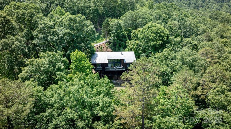 Property image 4 at 126 North Ridge Drive, Marion, NC 28752