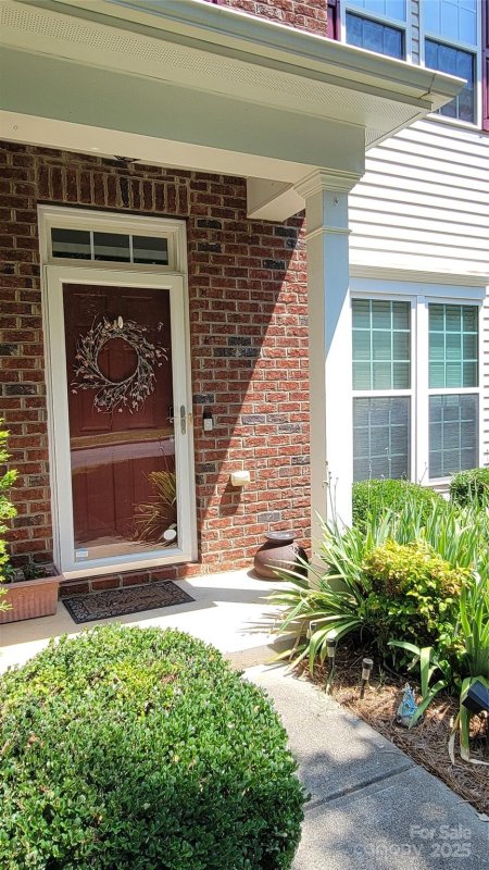 Property image 2 of 13926 Cypress Woods Drive in Carrington Ridge, Huntersville, NC 28078