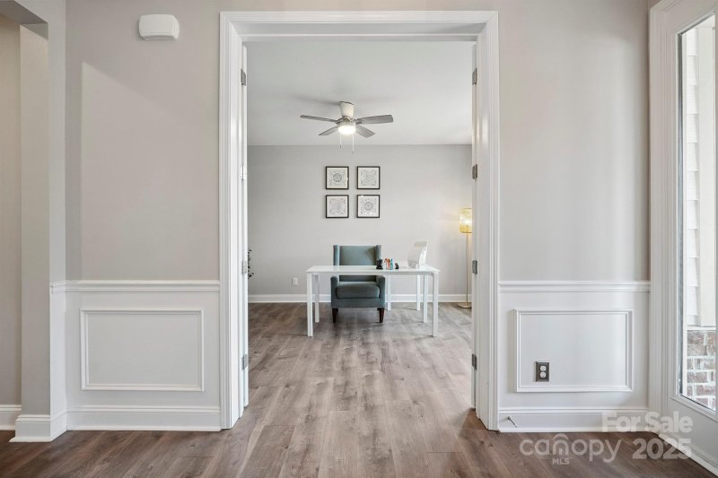 Property image 5 at 10437 Paper Birch Drive, Charlotte, NC 28215