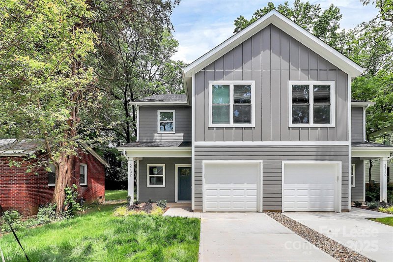 2732 Catalina Avenue