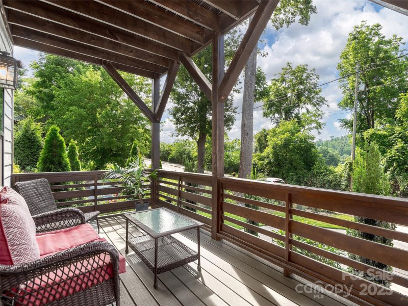 Property image 2 at 156 Joyner Avenue, Asheville, NC 28806