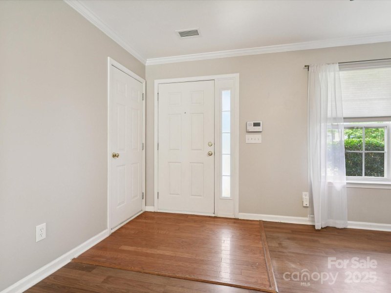 Property image 5 at 3830 Brookchase Lane, Charlotte, NC 28205