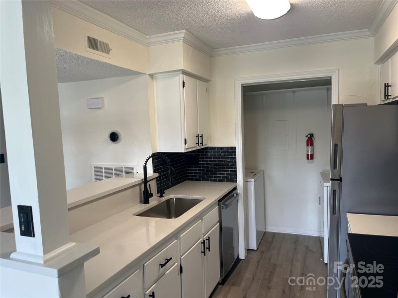 Property image 3 at 11123 Harrowfield Road, Charlotte, NC 28226