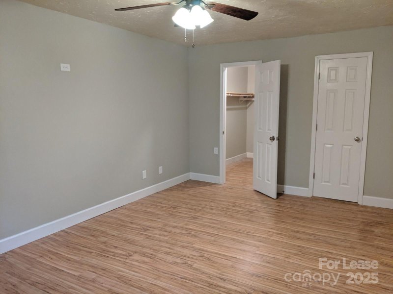 Property image 5 at 632 Catawba Circle, Matthews, NC 28104